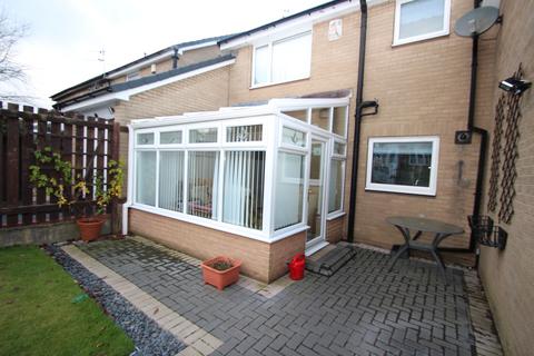 3 bedroom semi-detached house to rent, Meadow Rise