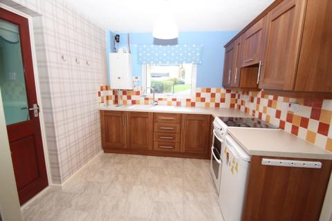 3 bedroom semi-detached house to rent, Meadow Rise