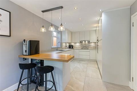 undefined, Standfield, Abbots Langley, Hertfordshire, WD5