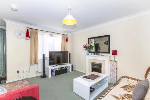 2 bedroom house to rent, Alder Drive, Huntingdon, PE29