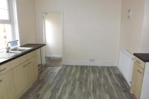 2 bedroom flat to rent, Gordon Avenue, Bognor Regis