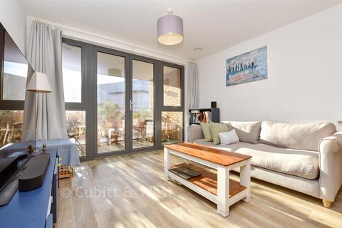 Cagney House, Sutton SM1