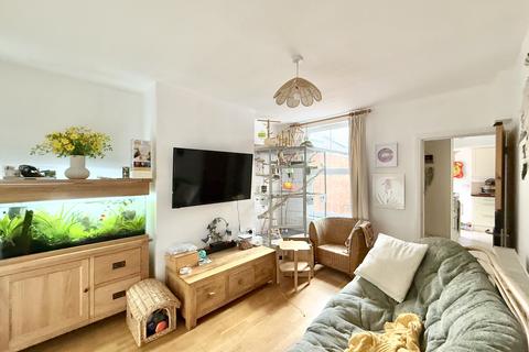 2 bedroom terraced house for sale, Wellesbourne Grove, Stratford-upon-Avon CV37