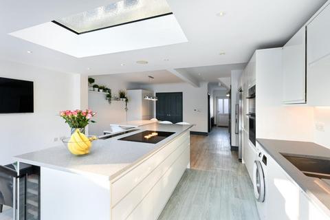 3 bedroom semi-detached house for sale, Brighton Road, Banstead
