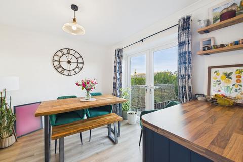 3 bedroom semi-detached house for sale, Perlethorpe Crescent, Gedling, Nottingham