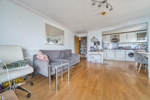2 bedroom flat to rent, Glaisher Street Greenwich SE8