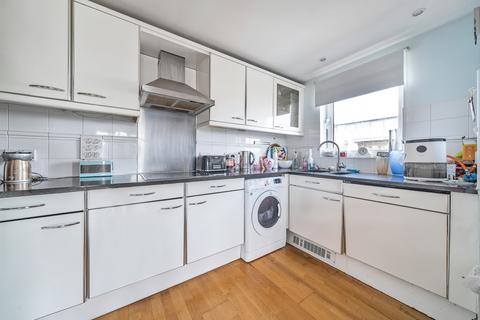 2 bedroom flat to rent, Glaisher Street Greenwich SE8
