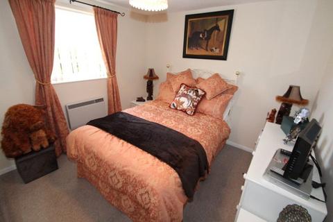 2 bedroom apartment for sale, Chathill Close, Whitley Bay, Tyne and Wear, NE25