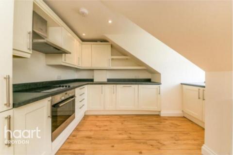 2 bedroom flat to rent, Melville Avenue, SOUTH CROYDON