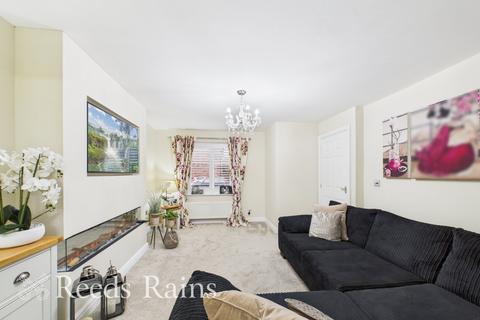 3 bedroom semi-detached house for sale, Butlers Farm Court, Lancashire PR25
