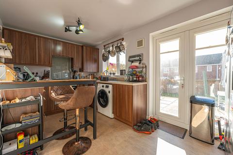 2 bedroom end of terrace house for sale, Clos Marteg, Bettws, NP20