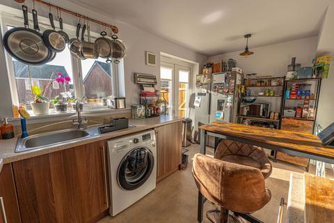 2 bedroom end of terrace house for sale, Clos Marteg, Bettws, NP20