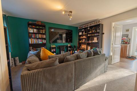 undefined, Clos Marteg, Bettws, NP20
