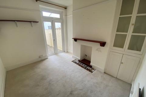 4 bedroom house to rent, Manor Street, Cardiff, CF14
