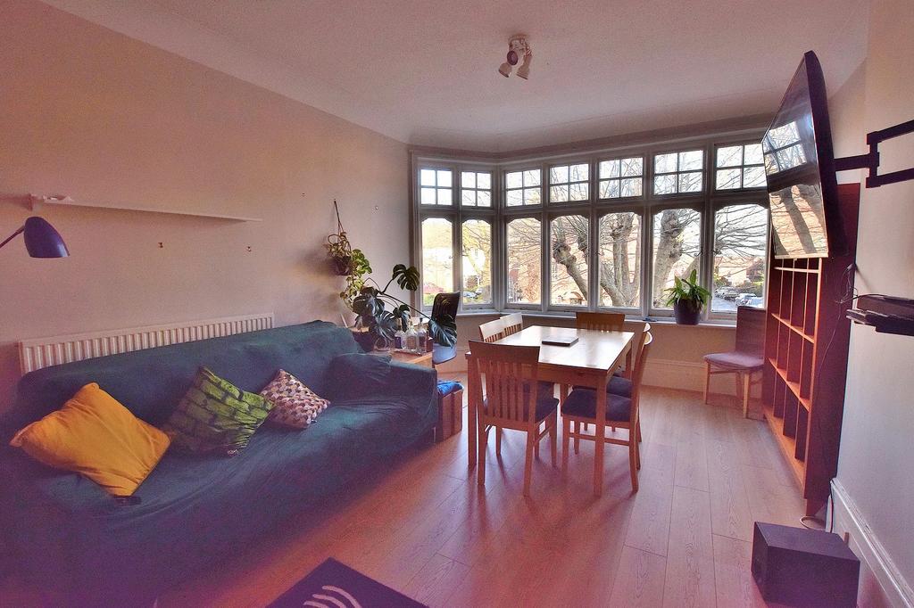 Living/Dining Room