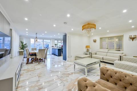 5 bedroom semi-detached house for sale, Windsor Way, Woking, GU22