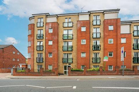 2 bedroom flat to rent, Whippendell Road, WD18, Watford, WD18