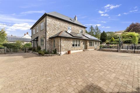 5 bedroom detached house for sale, Dalwood