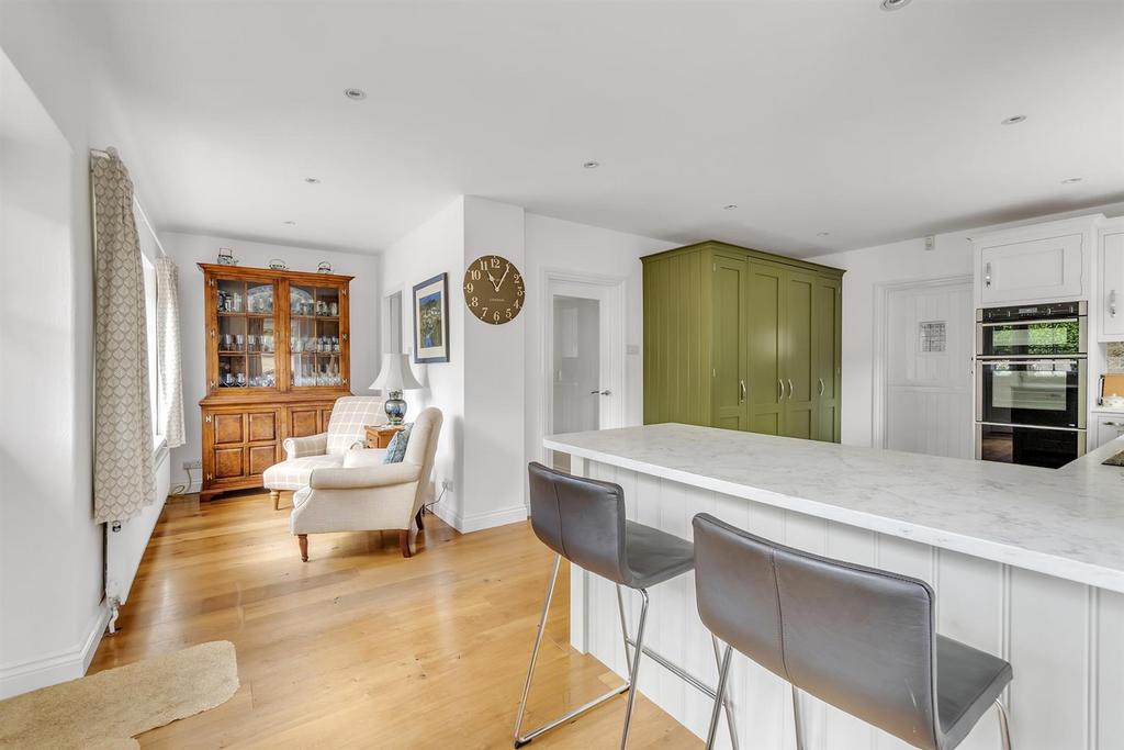 Kitchen/snug
