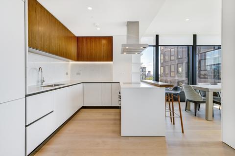 3 bedroom apartment to rent, Buckingham Gate Westminster SW1E
