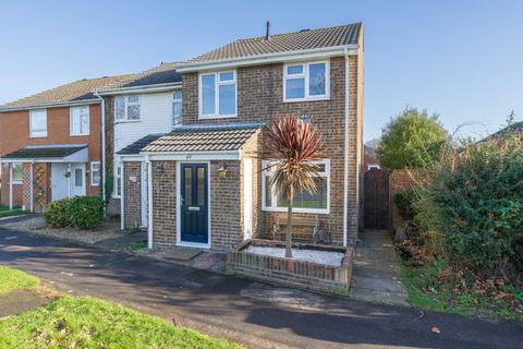 3 bedroom end of terrace house for sale, Fell Drive, Lee-on-the-Solent, PO13