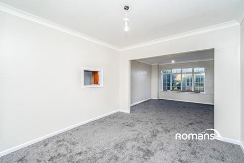 3 bedroom house to rent, Summerhouse Lane, Harmondsworth, West Drayton, UB7