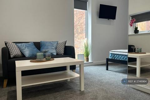 1 bedroom in a house share to rent, St. Thomas's Road, Chorley, PR7