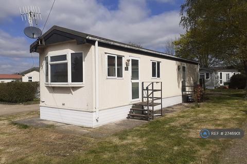 undefined, Winfield Park, Aldenham, WD25