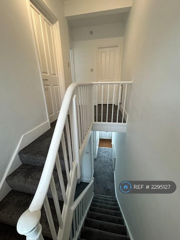 Landing &amp; Hallway