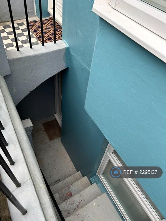 Front Steps Down