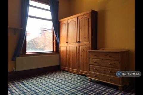 3 bedroom terraced house to rent, Watling Street Road, Preston, PR2