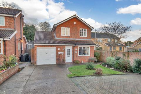 3 bedroom detached house for sale, Castle Lane, Gravesend