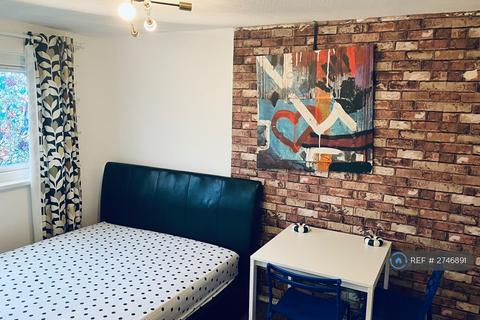undefined, Hartsworth Close, London, E13