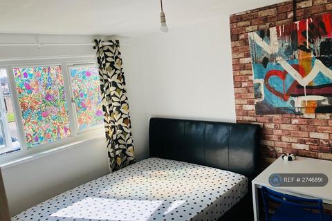 undefined, Hartsworth Close, London, E13
