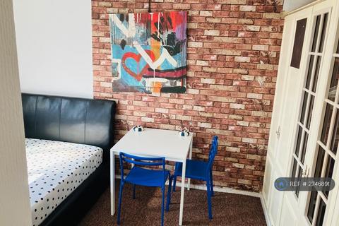 undefined, Hartsworth Close, London, E13