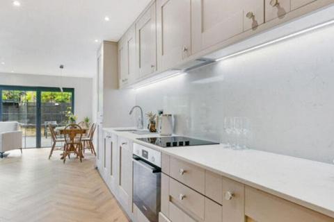 10 bedroom terraced house for sale, Brooke Road, Hackney, London