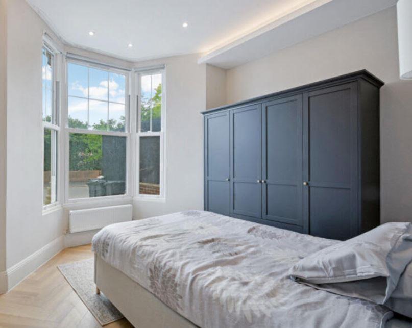 Bedroom 1.JPG