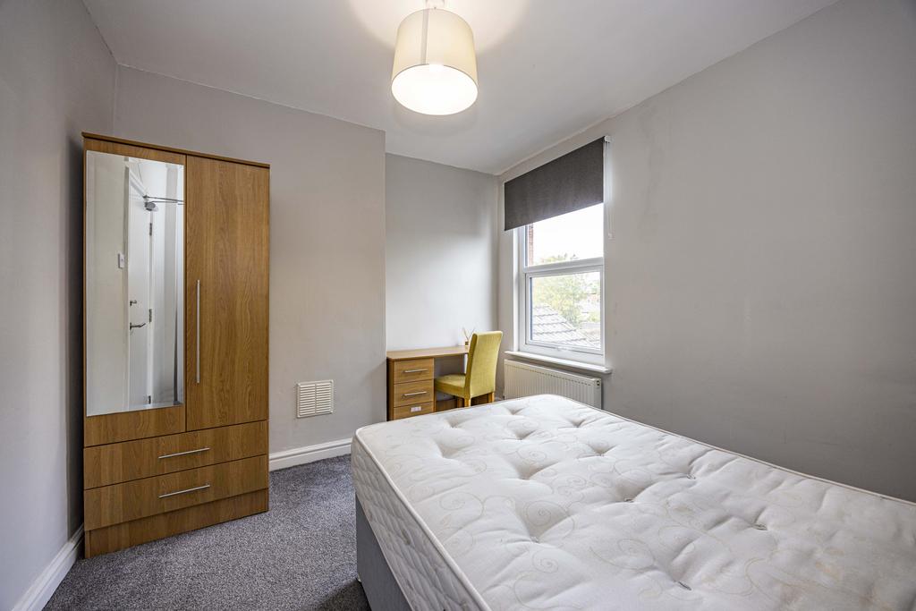 63 Windsor Street-5.jpg