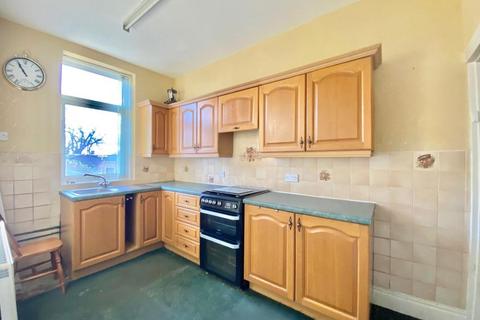 2 bedroom terraced house for sale, Blackmoorfoot Road, Huddersfield