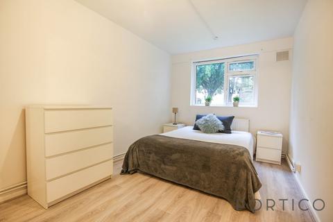 1 bedroom flat to rent, Shuttleworth Road, London, SW11