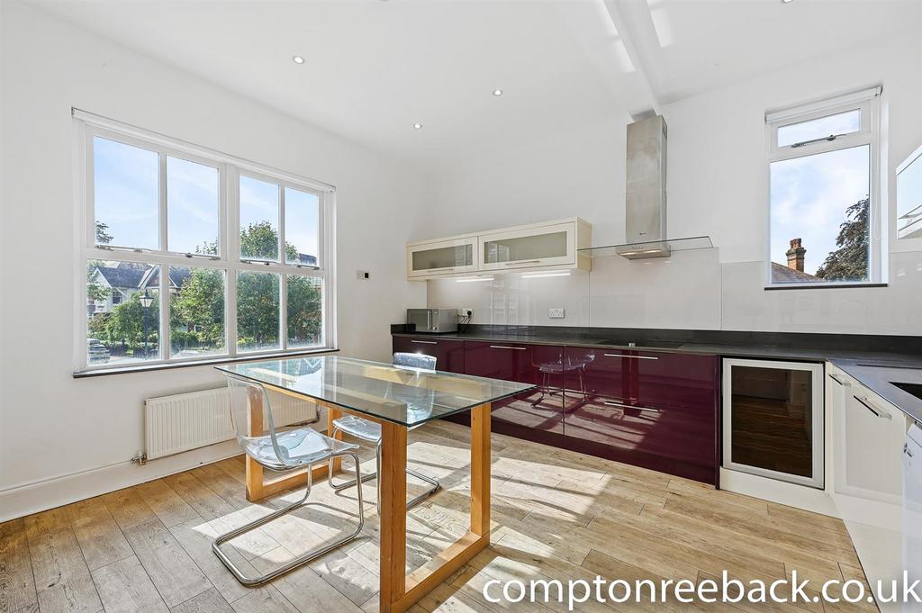 CR - 214 D Walm Lane - Kitchen3 (1).jpg