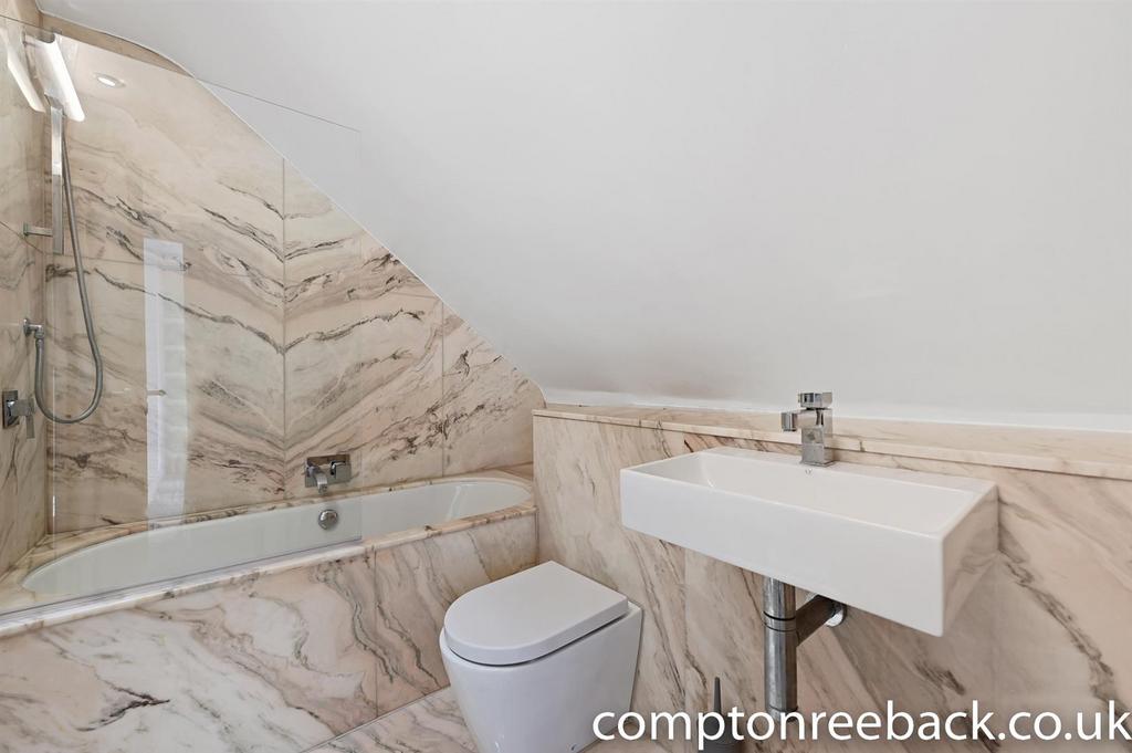 CR - 214 D Walm Lane - Bathroom3 (1).jpg