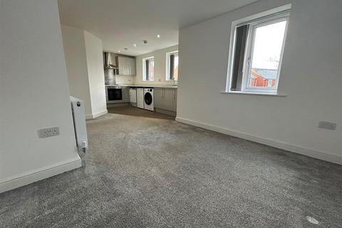 2 bedroom apartment to rent, Elizabeth Court, Wakefield, WF2