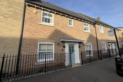 2 bedroom terraced house to rent, The Courtyard, Spital Road, CM9