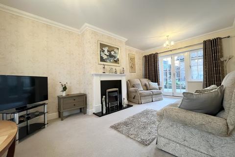 2 bedroom terraced house to rent, The Courtyard, Spital Road, CM9