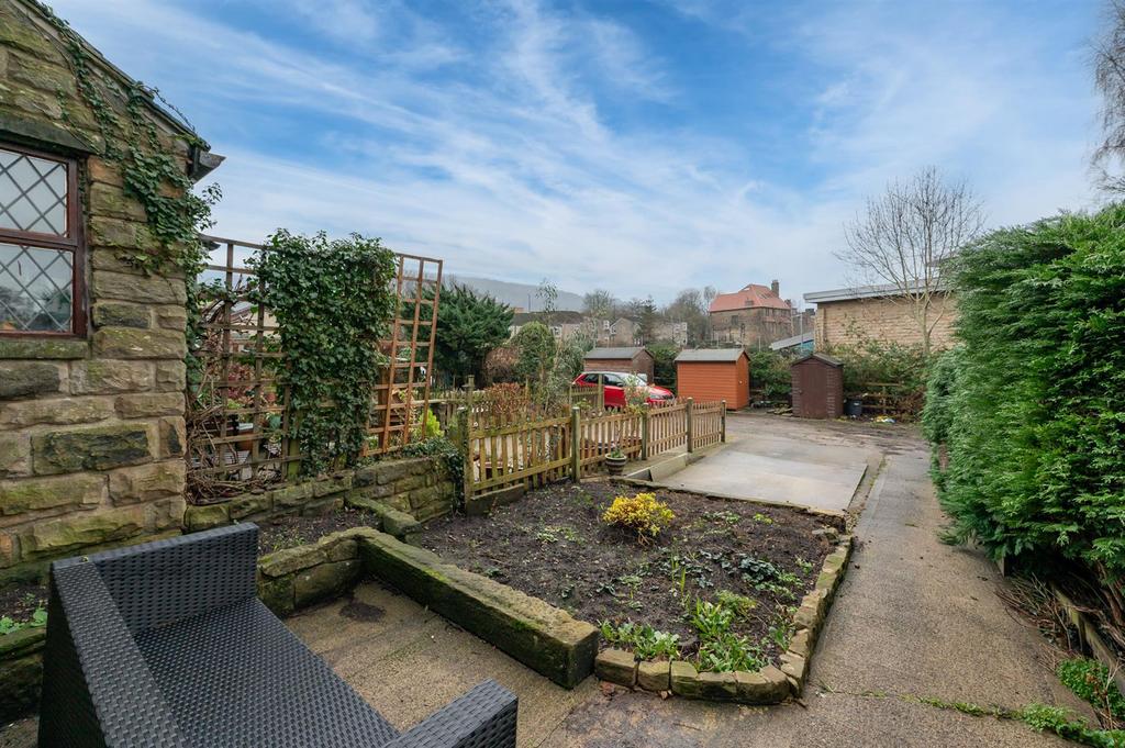 Garden &amp; Parking