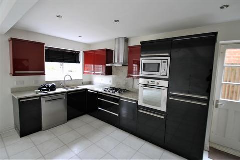 4 bedroom house to rent, The Birches, Bushey WD23