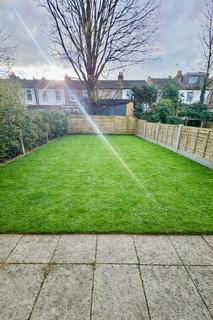 2 bedroom maisonette to rent, London, EN3