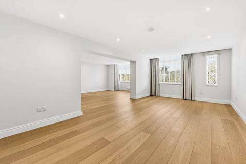 2 bedroom flat to rent, Sloane Street, London SW1X