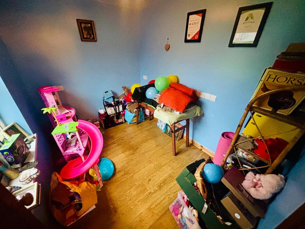 Home office/play room